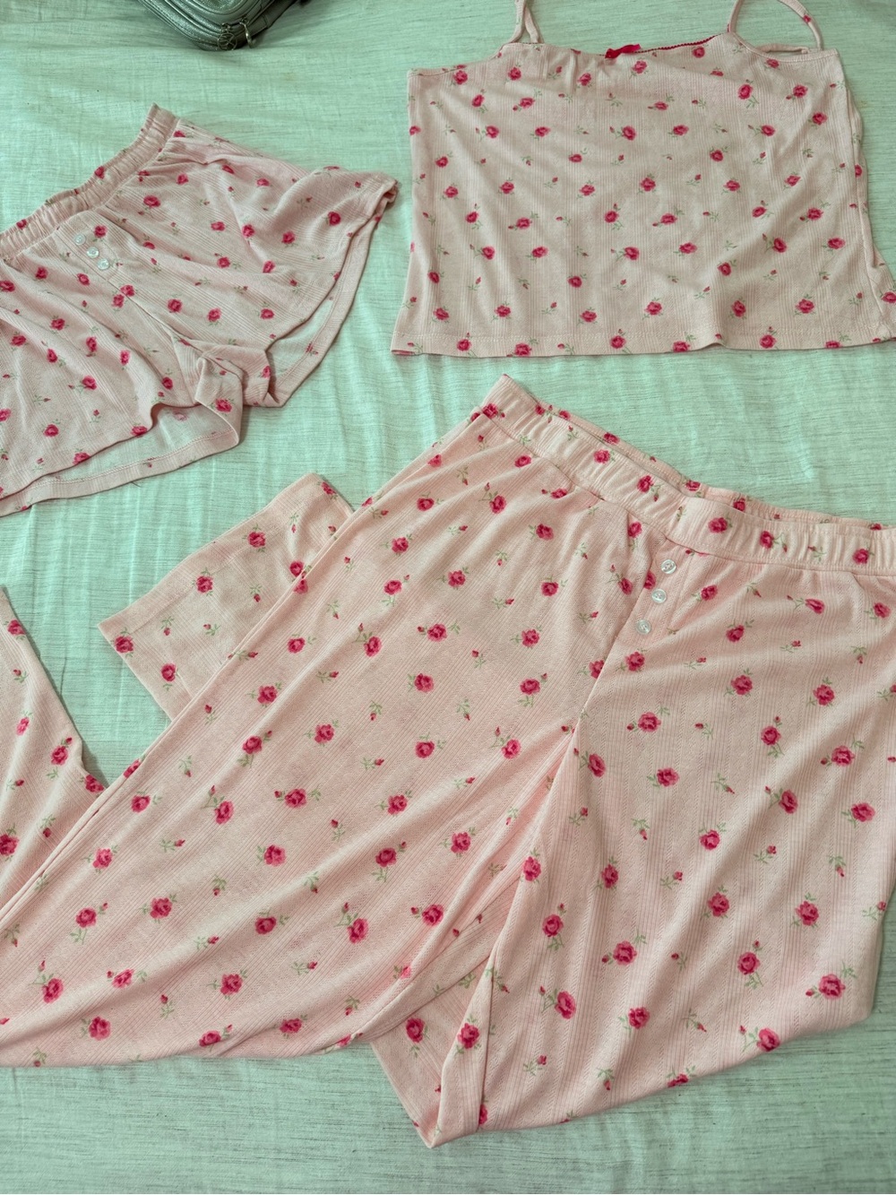 3Floral Pink Ribbed Three-Piece Pajama Set - Women - Picture 1 of 4